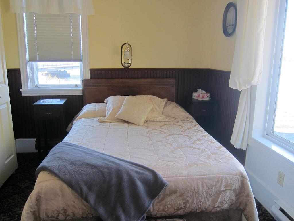 Salmon River Country Inn Head of Jeddore Kamer foto